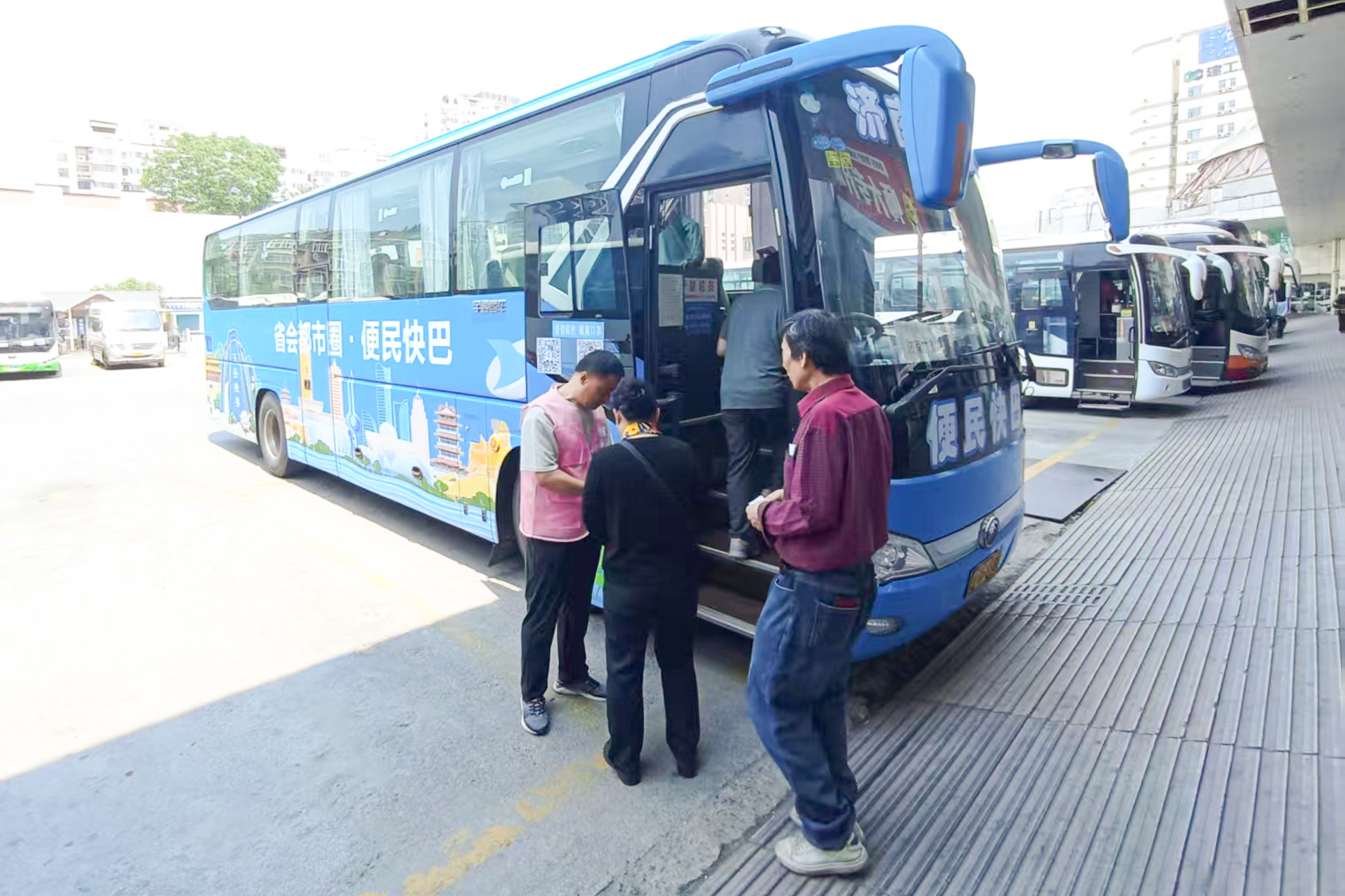 be72a9cdfefcc4631109da274bdd9c35.jpg